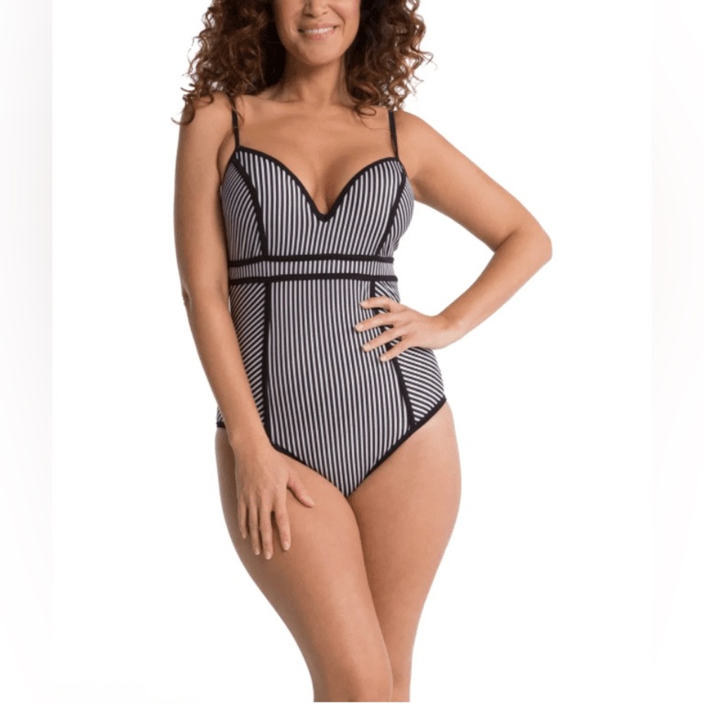 NWOT Spanx Sweetheart one piece swimsuit size 10 black and white striped
